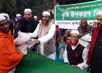 গণতন্ত্র পুনরুদ্ধার এবং দেশের বর্তমান পরিস্থিতি উত্তোরণের জন্য কৃষকসহ শ্রমজীবী মানুষদের ঐক্যবদ্ধ হতে হবে