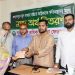 কল্যাণপুর নতুনবাজার বস্তিতে অগ্নিকাণ্ডে ক্ষতিগ্রস্তদের মাঝে শ্রমিক কল্যাণ ফেডারেশনের নগদ অর্থ বিতরণ
