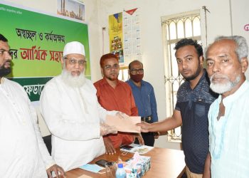 অস্বচ্ছল ও কর্মঅক্ষম শ্রমিকদের দুঃখ-দুর্দশা অন্তহীন- আ ন ম শামসুল ইসলাম