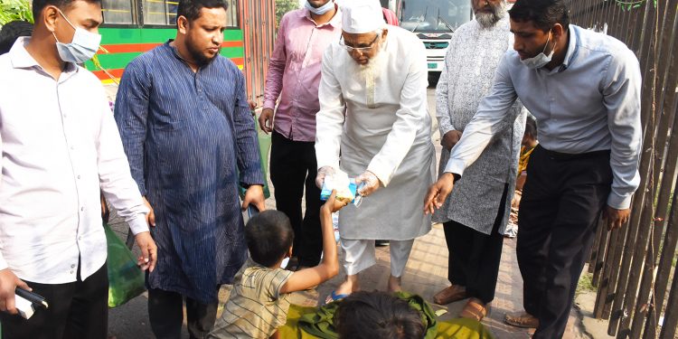 অসহায় দুঃস্থ মানুষরা স্বাধীন দেশে পরাধীন : শামসুল ইসলাম