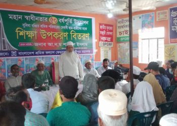 শ্রমিকের সন্তানেরা শিক্ষার আলো থেকে বঞ্চিতঃ আ ন ম শামসুল ইসলাম